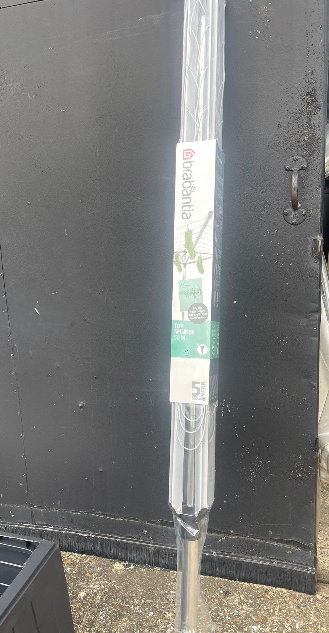 Brabantia Topspinner 50m 4 Arm Rotary Airer & Concrete Tube